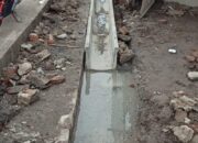 Di Duga Proyek Pembangunan U-Ditch Kampung Tanjung Kait Tidak sesuai Spek