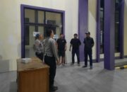 Polsek Mauk Giat Penjagaan Kotak Suara Di PPK Kecamatan Sukadiri