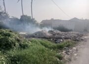 Warga Desa Mekarjaya Sepatan Keluhkan Asap Sampah