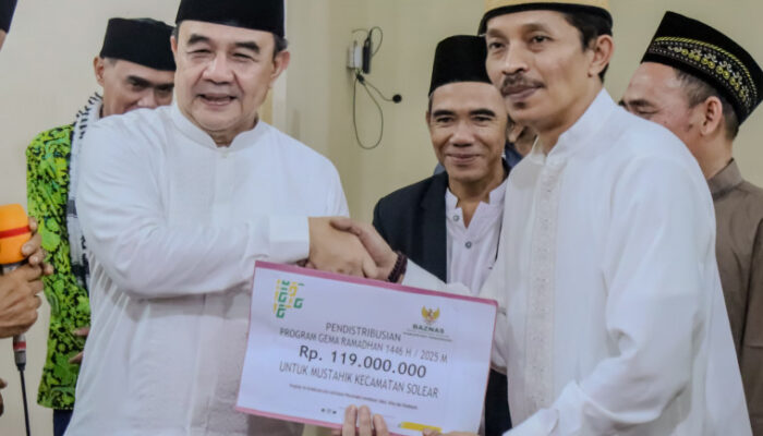 Pemkab Tangerang Bersama Baznas Salurkan Bantuan hingga Rp139 Juta