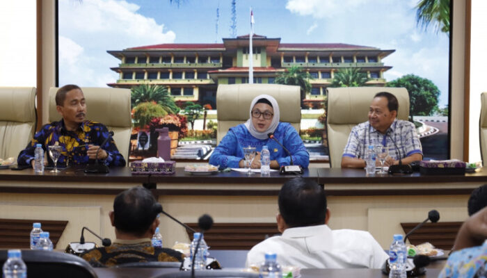 Terima Kunker DPRD Banten, Wakil Bupati Tangerang Paparkan Tantangan Pembangunan Daerah