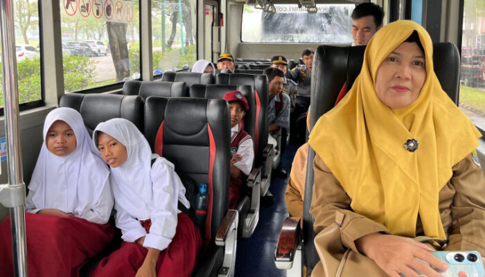 Pemkab Tangerang Operasikan 4 Bus Sekolah, Layani 10 Sekolah di Tigaraksa