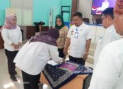 Lepas Sambut Staf Kecamatan Sepatan Timur  Berlangsung Penuh Haru