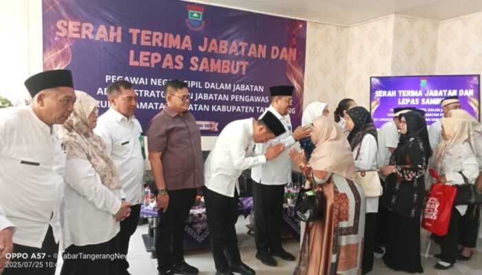 Serah Terima Jabatan Camat Sepatan Berlangsung Penuh Haru