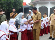 Bupati Tangerang Monitoring Hari Pertama Masuk Sekolah di SD Al Hidayah Rawa Burung
