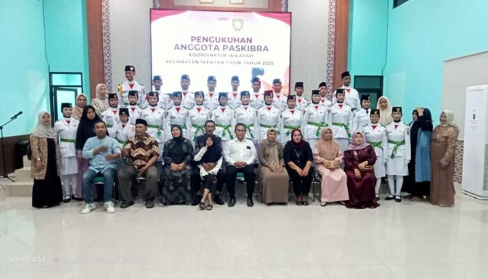 Acara Pengukuhan Anggota Paskibra HUT RI Ke- 80 Tahun 2025 Tingkat Kecamatan Sepatan Timur Berlangsung Khidmat