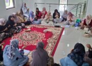 Sekdes Buaran Jati  , Mengapresiasi Pengajian Bulanan Kader TP-PKK Di Laksanakan Setiap Hari Jum’at Pagi