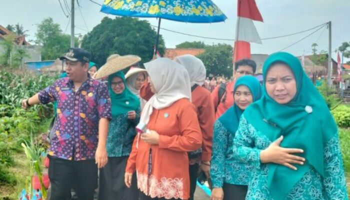 Desa Mekar Jaya  Sepatan Di Kunjungi TP – PKK Pemkab Tangerang Dalam Rangka Giat Binwil