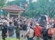 Pemkab Tangerang Di Demo FWJ Indonesia Tuntut Tanggung Jawab Bupati