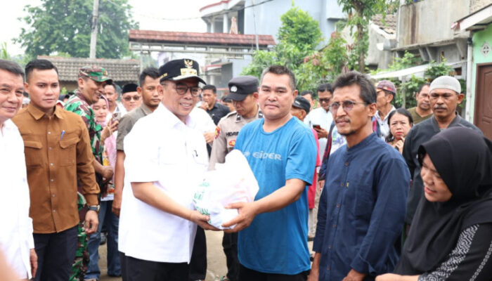 Bupati Tangerang Bersama Gubernur Banten Tinjau Lokasi Banjir di Perumahan Permata 2 Balaraja