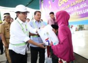 Hari Jadi Ke-393 Kabupaten Tangerang,Bupati Resmikan 200 Sambungan Langsung Air Bersih Gratis bagi Warga Rajeg