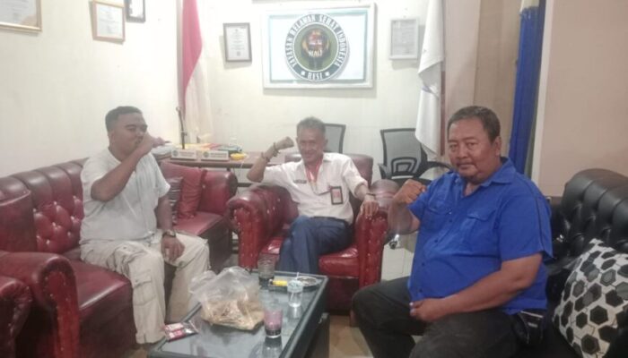 Silaturahmi Awak Media Online Ke Kantor Sekretariatan DPP YRESI ,di Sambut Hangat