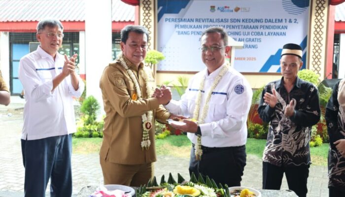 Bupati Tangerang Resmikan Revitalisasi SDN Kedung Dalem 1 & 2, Dirangkaian Dengan Peluncurkan Program “Bang Pendi” dan Uji Coba Angkutan Sekolah Gratis