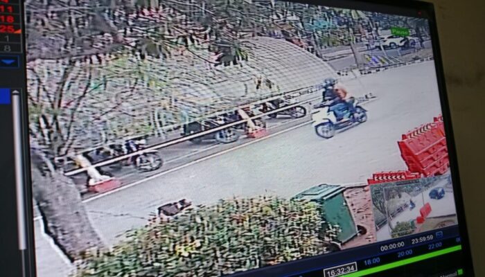 Maling Motor di Parkiran Gedung PU Terekam CCTV, Polisi Kejar Pelaku