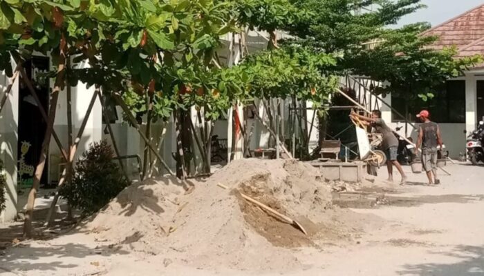 ‎Proyek 2,2 Miliar Rehab SMAN 25, Tuai Kritik Aktivis, Perlengkapan K3 Jadi Pajangan