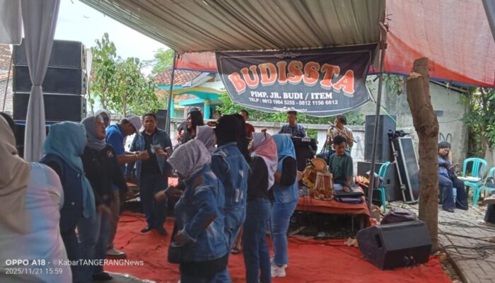 Juru Tulis Mansur “Miing” Gelar Arisan Sekaligus Khitanan, Diiringi Musik Budista Entertaiment