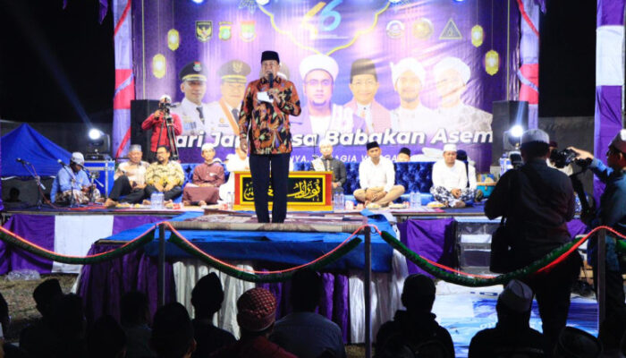 Bupati Tangerang Hadiri Milad ke-46 Desa Babakan Asem, Warga Sambut Antusias