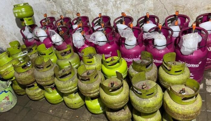 Polda Banten Gerebek Pengoplos LPG Disepatan,6 Orang Ditangkap