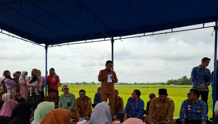 20 Tahun Rusak Jalan Desa di Sindang Jaya Tangerang Akan di Bangun Gubernur Banten