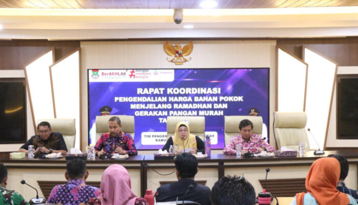 Pimpin Rapat Koordinasi Pengendalian Harga Bahan Pokok Jelang Ramadan, Wabup Intan Tegaskan Gerakan Pangan Murah Tahun 2026 Harus Tepat Sasaran dan Menyentuh Langsung Masyarakat