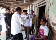 Tinjau Rumah Kumuh di Pakuhaji, Bupati Tangerang Beri Bantuan Pembangunan Rumah Layak Huni