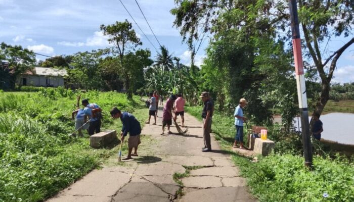 Pemdes Jambu Karya Menggelar Kerja/Korve Bhakti Demi Lingkungan Yang Bersih Dan Sehat