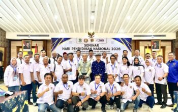 PWI Kota Tangerang Bersama Dinas Pendidikan Memperingati (Hardiknas)