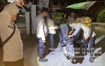 Jaga Wilayah Hukum Sepatan Bersama Kapolsek Dan Anggotanya