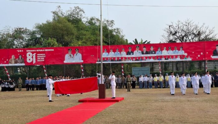 Upacara Penurunan Bendera HUT RI ke-81 di Pasar Kemis Berlangsung Khidmat dan Kondusif