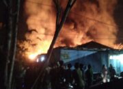 Kebakaran Hebat di Kampung Sabrang Kemiri, Api dari Tumpukan Sampah Merembet ke Rumah Warga