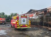 Kebakaran Landa Dapoer Kharisma di Tangerang, Kerugian Ditaksir Capai Rp 8 Miliar