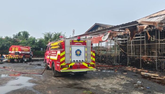 Kebakaran Landa Dapoer Kharisma di Tangerang, Kerugian Ditaksir Capai Rp 8 Miliar