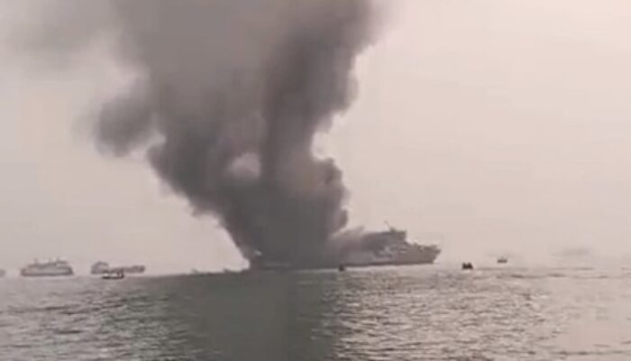 Kapal Batumandi Milik ASDP Terbakar saat Mau Sandar di Pelabuhan Merak
